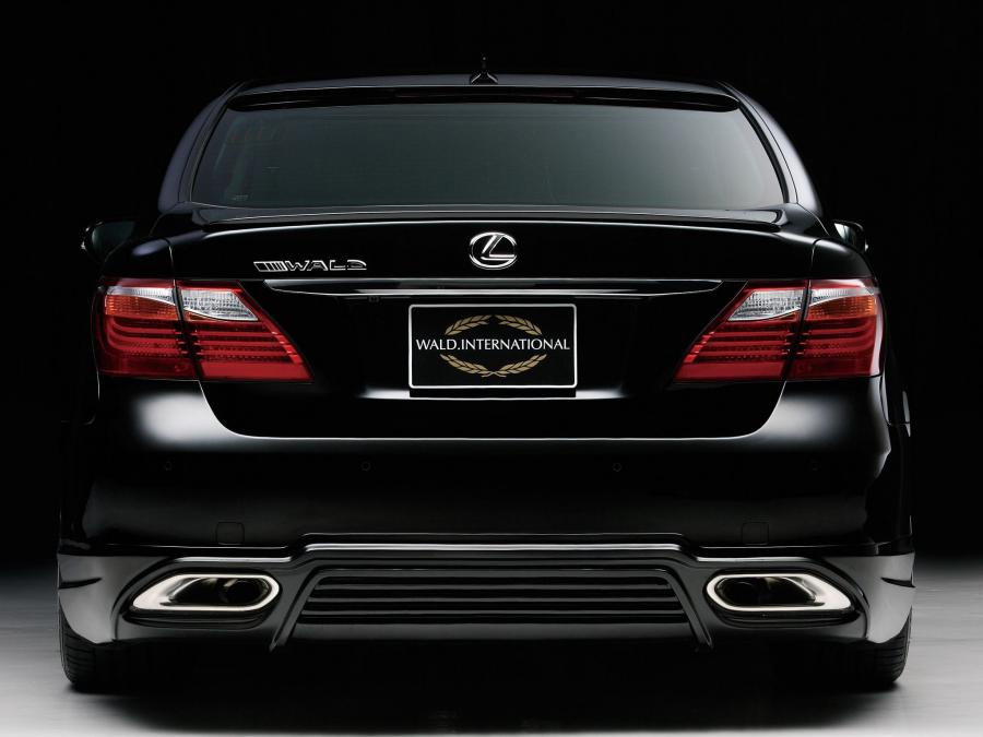  Lexus LS600h Executive Line by Wald 2010 года  (фото 7 из 81)